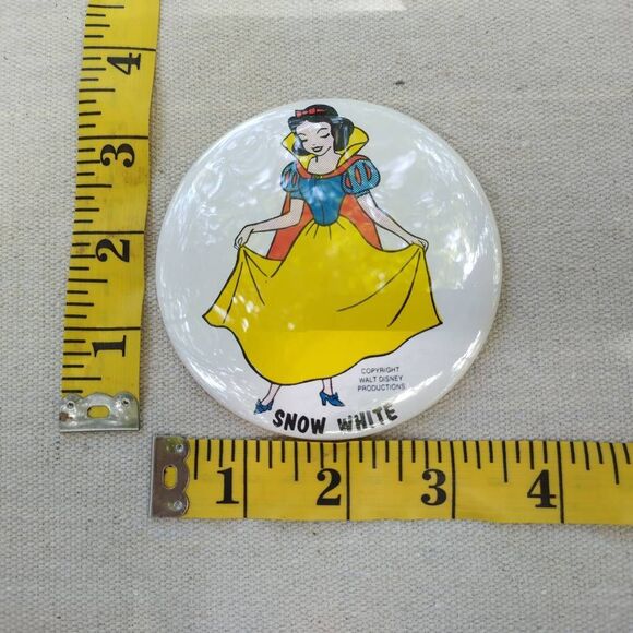 Disney Snow White and the Seven Dwarves lapel pin bundle 392 - Picture 6 of 13